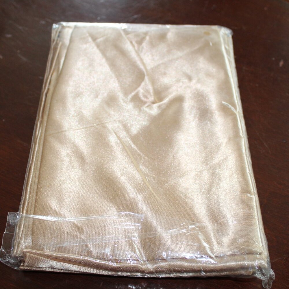 Satin Champagne Gold Color Heavy Duty Cloth Dinner Napkin Set of 10 NWT 20"X20"